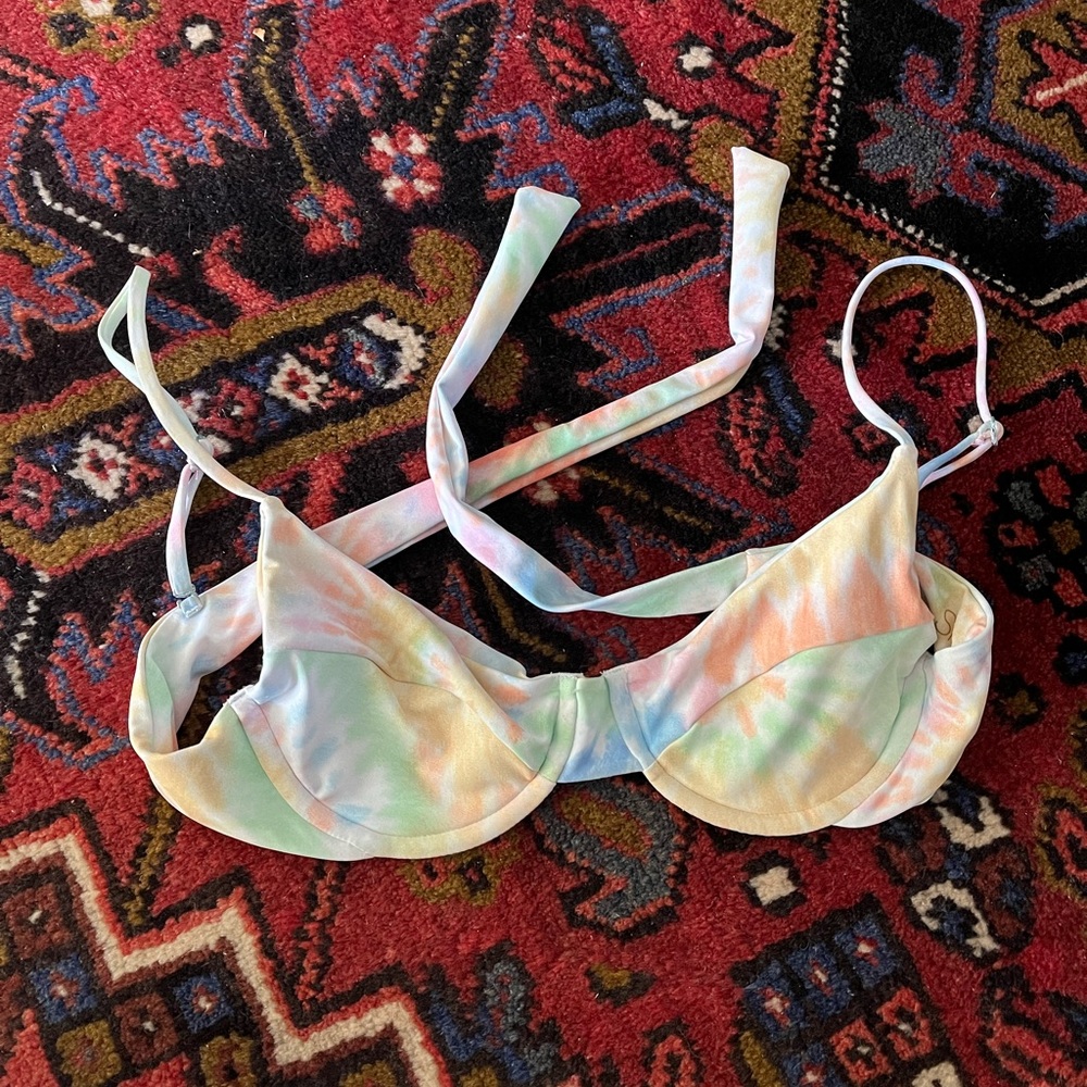 Skatie x salty blonde bikini top